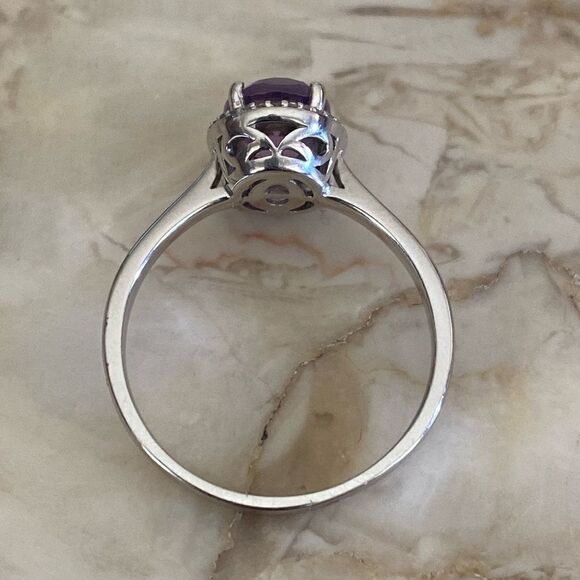 Michael Hill 10K White Gold Amathyst & Diamonds Halo Ring - Picture 5 of 11